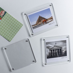 Cadre photo magnétique en acrylique personnalisé double face Polaroid DIY <span class=keywords><strong>pour</strong></span> mur photo, réfrigérateur, carte Kpop, panneau d'affichage - Product Image 2