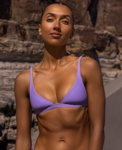 Maillots <span class=keywords><strong>de</strong></span> <span class=keywords><strong>bain</strong></span> personnalisés à étiquette privée, bikini extensible en tissu recyclé, vêtements <span class=keywords><strong>de</strong></span> plage pour femmes, maillots <span class=keywords><strong>de</strong></span> <span class=keywords><strong>bain</strong></span> <span class=keywords><strong>de</strong></span> couleur unie pour l'été - Product Image 3