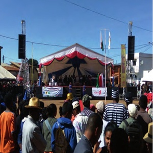 Alumínio Speaker Lighting Truss Tower Lift <span class=keywords><strong>Line</strong></span> <span class=keywords><strong>Array</strong></span> Truss Concert Display Stage Truss Structure para venda - Product Image 6
