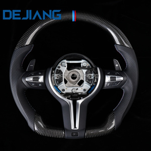 <span class=keywords><strong>Volant</strong></span> <span class=keywords><strong>en</strong></span> fibre de carbone <span class=keywords><strong>en</strong></span> forme de D pour BMW E70 E71 E89 E81 E82 E87 E88 E90 E91 E92 E93 E84 X1 X5 M-Sport, fourni par l'usine - Product Image 1