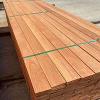 Bois de Merbau indonésien (variétés africaines/américaines) pour terrasses extérieures, rampes et clôtures, bois massif traité durable.