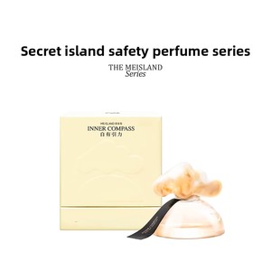 น้ำหอม Secret Small Cloud Island กลิ่นฟิก มิลค์ แซนดัลวูด นงไน ไลท์ สำหรับใช้ทุกวัน สไตล์โอลด์มันนี่ - Product Image 6