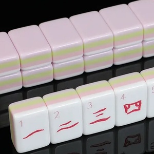 Juego de Mahjong Americano Portátil, Ligero y de Lujo, con Fichas Acrílicas Talladas de Cuatro Capas de 30 mm, para 4 Jugadores, Ideal para Viajes Familiares al Aire Libre - Product Image 6