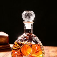 Bouteilles en verre décoratives, bouteilles à whisky en cristal avec bouchons hermétiques, récipients de stockage de liqueur ambrée pour la présentation sur la table lors de fêtes à domicile