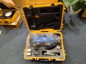 Station totale Stonex R3 High avec grand écran couleur, portée sans réflecteur de 800 m, instrument de topographie - Product Image 4