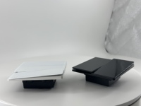 Desain baru soket sakelar dinding panel kaca hitam putih Super tipis tombol tekan produsen untuk penggunaan rumah Hotel