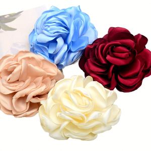 Flor de Rosa de Tela Satinada Colorida Hecha a Mano de 10 cm, Ecológica, Reutilizable, para Decoración de Cabello en Bodas y Fiestas - Product Image 3