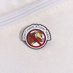 En gros, Broche en alliage en métal, motif <span class=keywords><strong>vache</strong></span> 'Buddy I Have No Blood Cow', design animalier créatif, pour accessoires vestimentaires élégants - Product Image 5