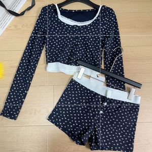 Ropa de mujer con estampado de leopardo, conjunto de salón de algodón bordado con logotipo personalizado para mujer, conjunto de 2 piezas, conjunto de ropa de descanso para mujer - Product Image 6