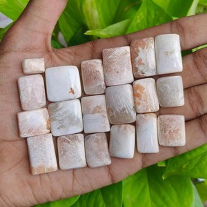 พลอยสกอเลไซต์สีชมพูทรงหลังเบี้ย จำนวน 259 กะรัต ขัดเงา สำหรับทำเครื่องประดับ ขายส่ง ผู้ส่งออกอินเดีย - Product Image 6