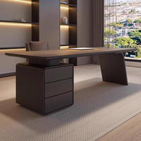Bureau de direction moderne en bois massif italien, style luxe léger, écologique et durable, pour ordinateur, écriture, étude, salon ou bureau à domicile
