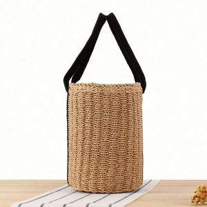 Wholesale Summer <b>Beach</b> Travel Paper Woven <b>Bag</b> Handmade Woven <b>Large</b> Capacity Vacation Tote Straw <b>Bag</b> - Product Image 3