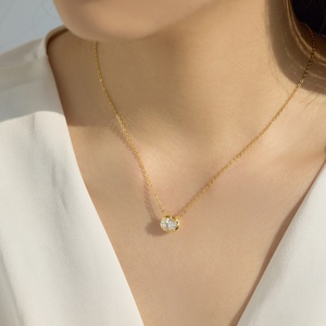 Collar con Colgante de Plata S925 con Moissanita de 2ct D VVS1, Diseño Simple y Elegante de Dylam, para Uso Diario - Product Image 5