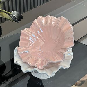 Plato de cerámica para frutas, forma irregular, hecho a mano, diseño moderno y lujoso para uso doméstico, decoración para mesa de café y aperitivos. - Product Image 2
