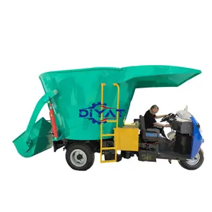 Small self-drive tricycle tmr blending mixing equipment for goat cow dual wagon feed mixer machine