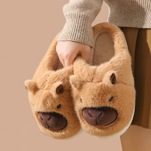 Venta al por mayor mujeres Kapibala cálido interior hogar logotipo personalizado moda diapositivas piel peluda mullida Capybara zapatillas - Product Image 5