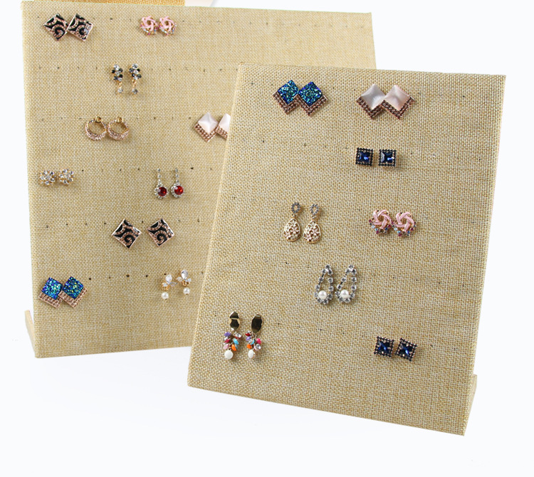 Giallo, piccolo, 60 fori, in lino.