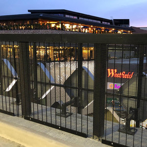 Clôture de sécurité anti-choc en métal Yishuo pour usage extérieur, conception anti-escalade pour le bureau du Premier Ministre et les prisons - Product Image 3