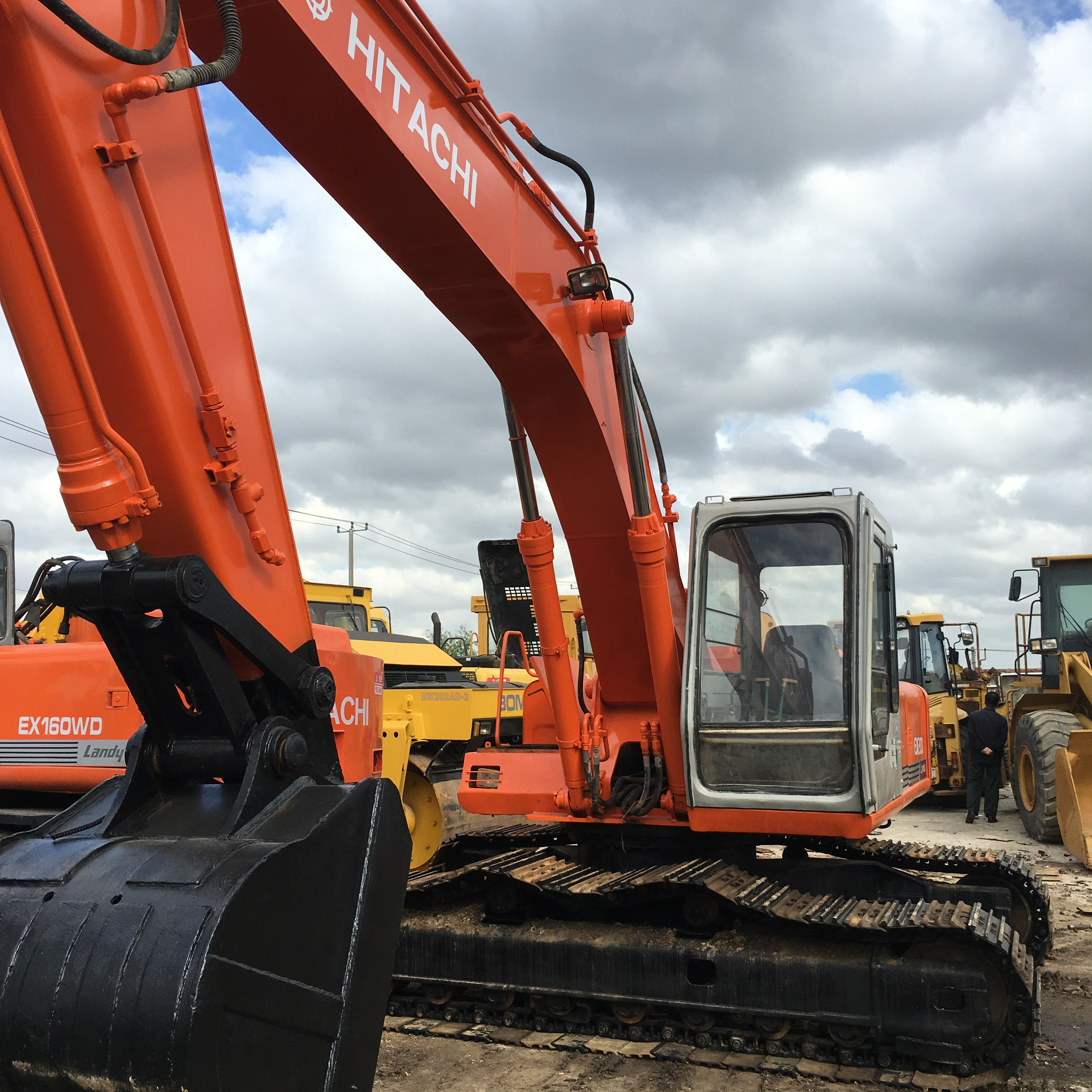 Used Hitachi Ex200 Excavator Ex200, Japan Made Used Hitachi