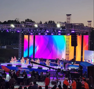 Écran LED à louer haute définition couleur 3D IP65 étanche Panneau LED extérieur pour concert église stade - Product Image 4