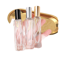 Bouteille de parfum en verre à pince rectangulaire plate Easy Crimpless 10ml 15ml avec pulvérisateur à pompe pour sérigraphie