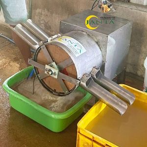 Machine à laver les œufs de volaille Jantafarm 2 voies 4000 œufs par heure Acier inoxydable 304 Système d'économie d'eau - Product Image 5