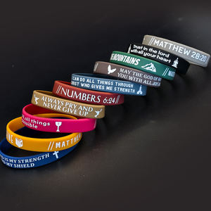 Biblia religiosa Citas inspiradoras Pulsera Diseño personalizado logo Festival Regalos Pulsera de silicona personalizada - Product Image 1
