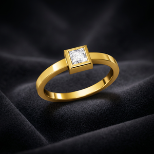 Anillo de compromiso de oro amarillo macizo de 9 quilates con diamante de corte princesa, anillo solitario clásico de oro amarillo para mujer - Product Image 3