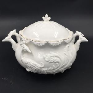 En gros Offre Spéciale 3-4L BLANC Soulagement Porcelaine Soupière Avec Louche - Product Image 2