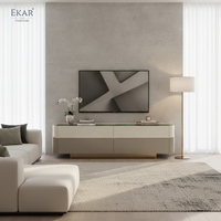 Meuble TV en marbre vert de luxe italien avec base en métal doré, finition laquée haute brillance, rangement multi-tiroirs pour salon