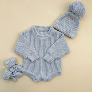 Conjunto <span class=keywords><strong>de</strong></span> 3 piezas <span class=keywords><strong>de</strong></span> punto <span class=keywords><strong>para</strong></span> recién nacido: pelele, gorro y calcetines, en azul polvoriento, <span class=keywords><strong>de</strong></span> punto acanalado grueso, ideal como regalo <span class=keywords><strong>para</strong></span> baby shower. - Product Image 5