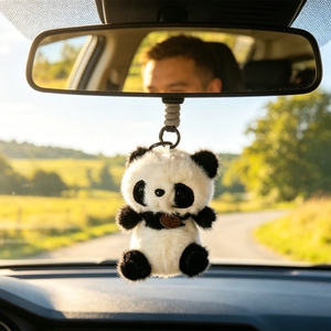 Diffuseur de parfum pour voiture en peluche panda personnalisé avec logo C&H, pour cadeau promotionnel - Product Image 1