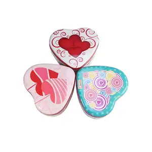 Vente en gros de boîtes de chocolat en métal pour la Saint-Valentin, boîtes de gâteau en métal en forme de cœur personnalisées pour l'emballage de chocolat
