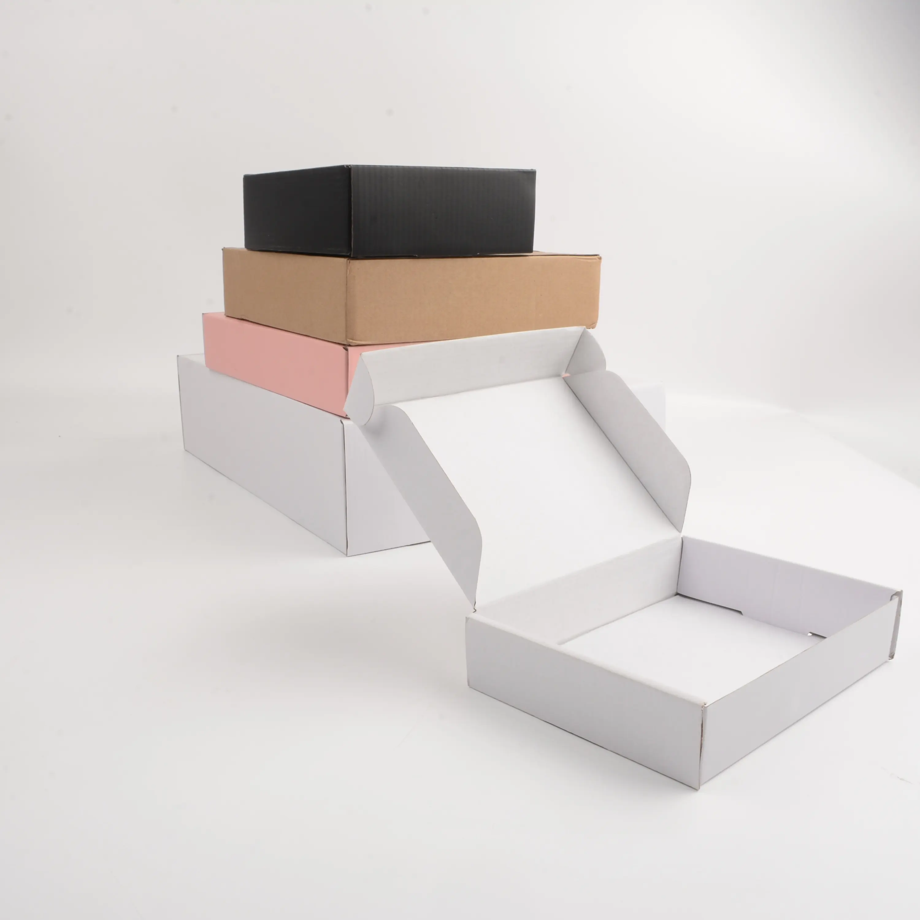 Custom Logo Printing Perfume Paper Packaging Box Black Shipping Corrugated Cardboard for Shipping