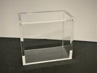Vitrine d'exposition transparente en acrylique 5mm+8mm d'épaisseur, magnétique, pour boîtes ETB et boosters, fabriquée en Chine