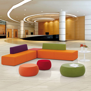 Ensemble de canapés de salle d'attente en cuir de haute qualité pour salon de beauté et clinique dentaire - Mobilier commercial de luxe modulaire et écologique - Product Image 6
