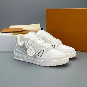 Tendances 2025 Chaussures de sport décontractées de haute qualité en cuir véritable de créateur Chaussures pour hommes et femmes à la mode Chaussures de course classiques luxueuses - Product Image 2