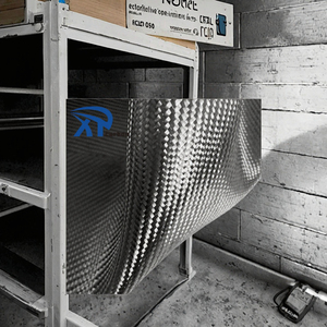 Tela de Fibra de Carbono Industrial Tejida con Rayas, Ligera, Resistente a las Manchas, 100% 3k, 200g, 1000mm de Ancho - Product Image 2