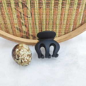 Pinza para el pelo de Año Nuevo de moda, tipo horquilla, para la parte posterior de la cabeza, tipo pinza de tiburón, de fábrica - Product Image 1