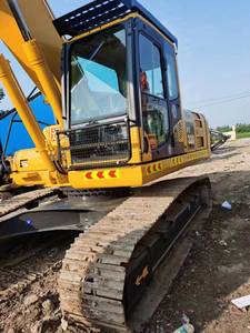 รถขุดมือสอง Komatsu PC220 ขนาด 22 ตัน คุ้มค่า ผลิตในญี่ปุ่น ได้รับการรับรองมาตรฐาน CE พร้อมอุปกรณ์เสริม Thumb, Auger และ Breaker - Product Image 4