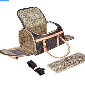 Tas Jinjing Anjing Kucing PVC Ringan Grosir dengan Kapasitas Besar untuk Perjalanan Hewan Peliharaan di Luar Ruangan-Merek Mewah - Product Image 3