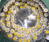 Alimentateur vibrant en acier inoxydable personnalisé pour équipement d'automatisation, entraîné par moteur et par un groupe motopropulseur, garantie 1 an de HUILIDE
