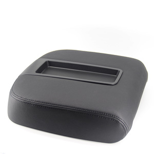 Reposabrazos Central Chevrolet con Compartimento de Almacenamiento, Material ABS Negro para Uso Interior en el Automóvil - Product Image 1