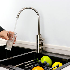 Di alta qualità in ottone tre manico filtro refrigerato e <span class=keywords><strong>acqua</strong></span> di Soda rubinetto da cucina nichel spazzolato 3 vie <span class=keywords><strong>acqua</strong></span> <span class=keywords><strong>frizzante</strong></span> rubinetto - Product Image 3