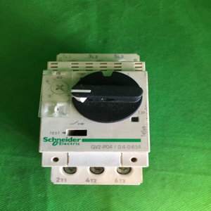 أداء عالي -GV2-P04 0 4-0./ GV2P04040. وحدة تحكم منطقية قابلة للبرمجة - Product Image 1