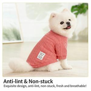 Oem & Odm Winter Tweebenige Huisdier Effen Kleur Polyester Klassieke Eco-Vriendelijke Trui Goed Uitziende Hondenkleding - Product Image 2