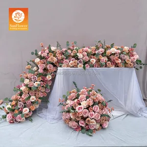 Corredor de flores artificiales centro de mesa personalizado flor decorativa boda barata Sunwedding