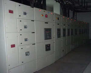 Panneau ACB de qualité industrielle avec serrure intelligente 15A 400V pour un contrôle et une protection efficaces de l'énergie pour l'exportation et les ventes en gros - Product Image 1