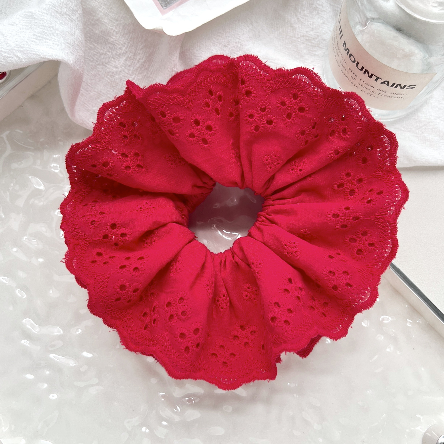 Chouchou ajouré double épaisseur 17 cm - Rouge