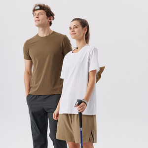 เสื้อยืดแขนสั้นแบบแห้งเร็วสำหรับเล่นกีฬา ผ้าไนลอนสีพื้น สีขาว สีดำ สีเขียวมะนาว สีฟ้าเทอร์ควอยซ์ - Product Image 1